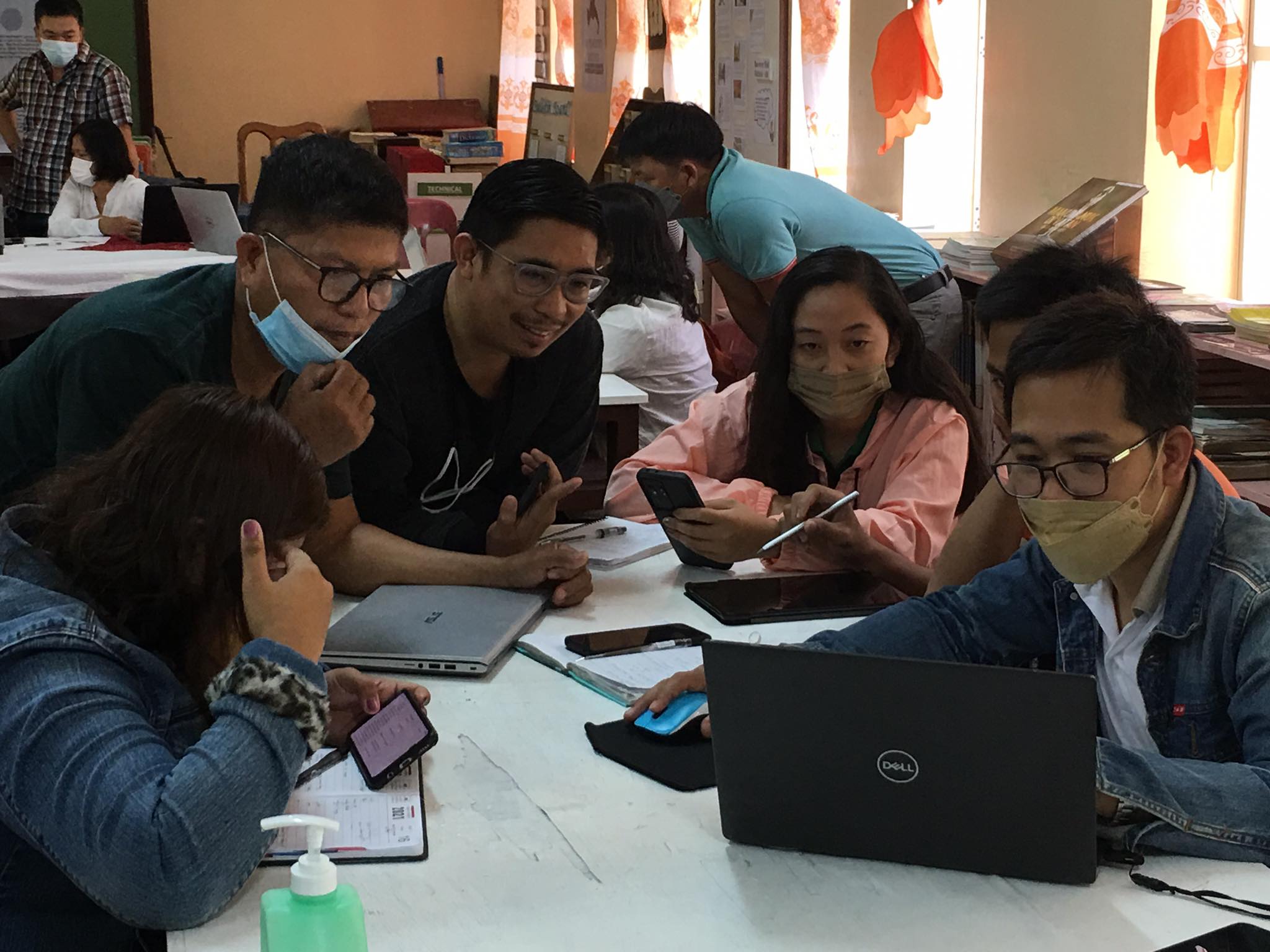 DepEd Batanes pushes through virtual, face-to-face journ training after months of postponement
